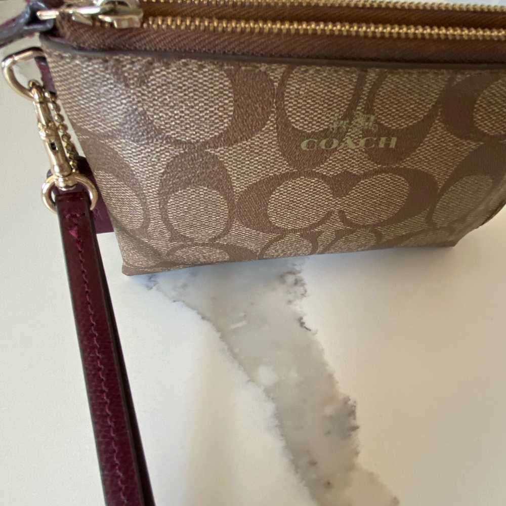 Coach ~ Wristlet
